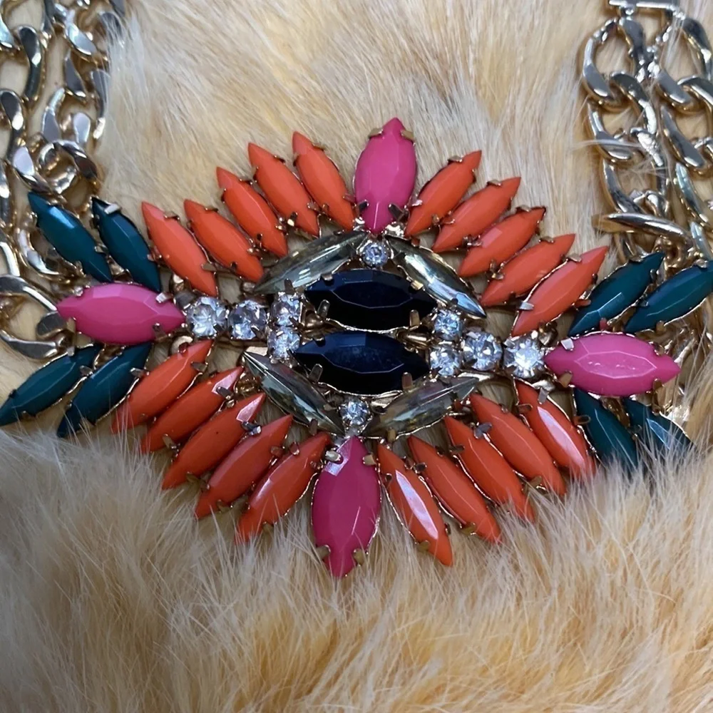 Costume Jewelry Beaded Bracelet fits size 7 1/2 wrist (BM)